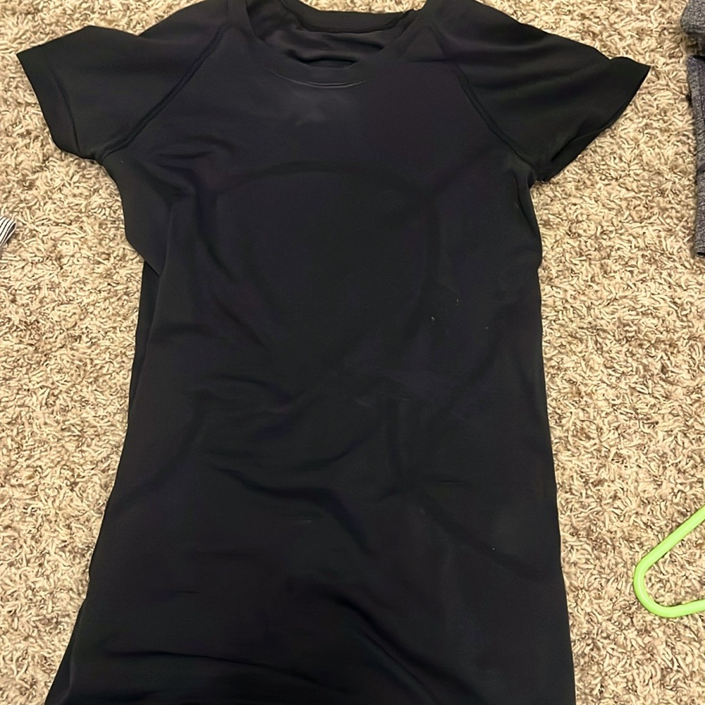 Lululemon black swiftly